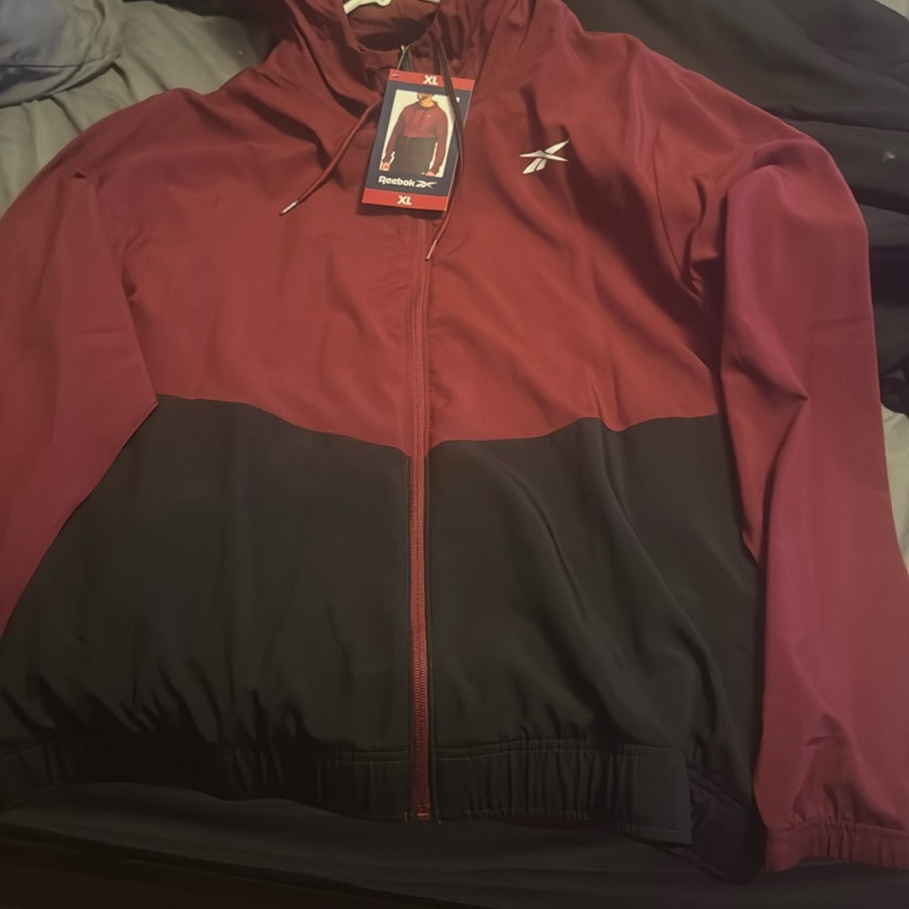 Reebok training jacket(maroon)